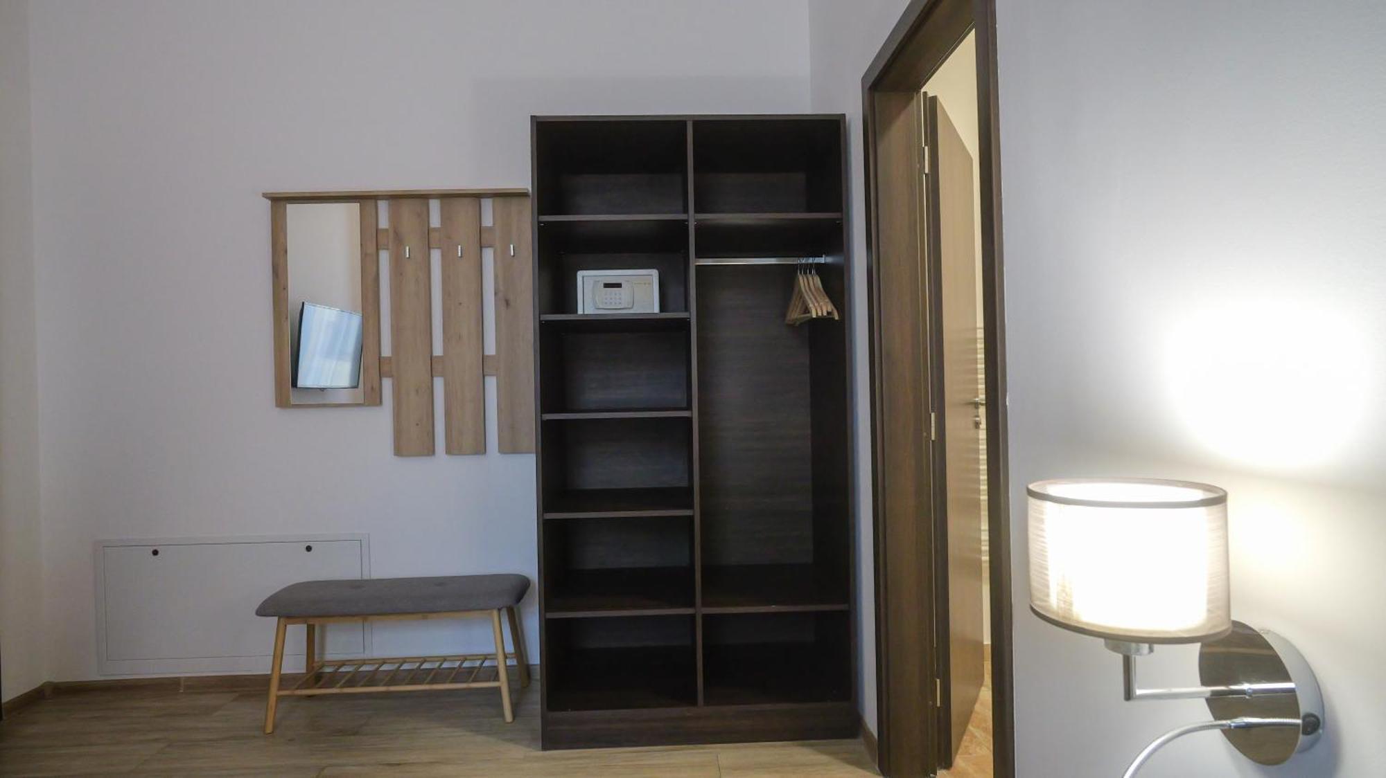 Premium City Centre Bedrooms Presov Ngoại thất bức ảnh